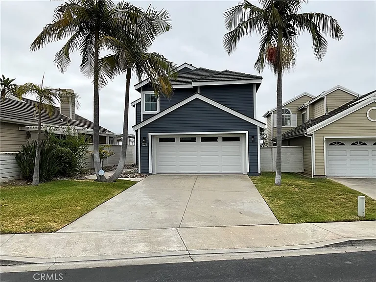 22 Byron Close — Photo 2