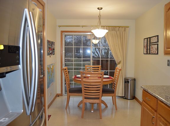 5th image of 2932 Oak Ct