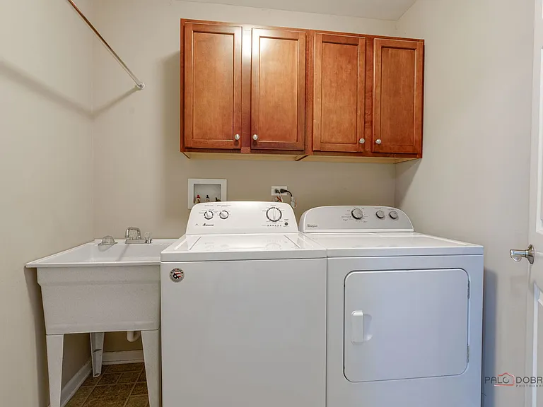 790 Oak Hollow Rd — Photo 23