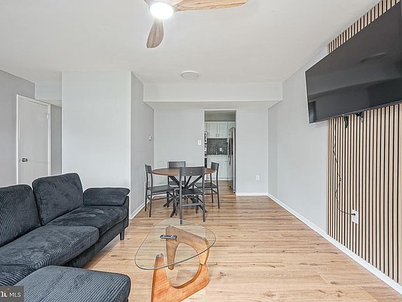 5th image of 341 Clarkson St