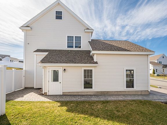 4th image of 43 Osborne Hill Dr