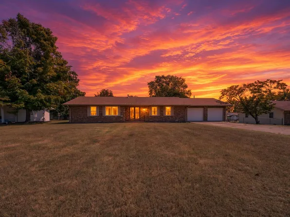 2814 Laurie Drive, West Plains, MO 65775