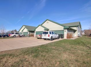 1879 Southridge Ave UNIT 3, Menomonie, WI 54751