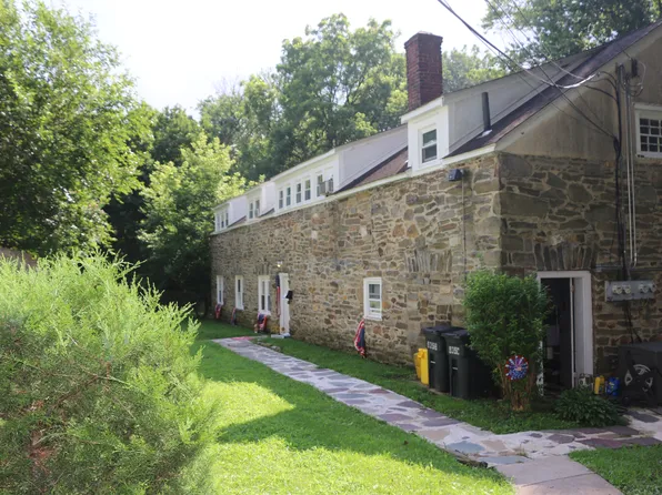 929 Stewart Ave #B, Springfield, PA 19064