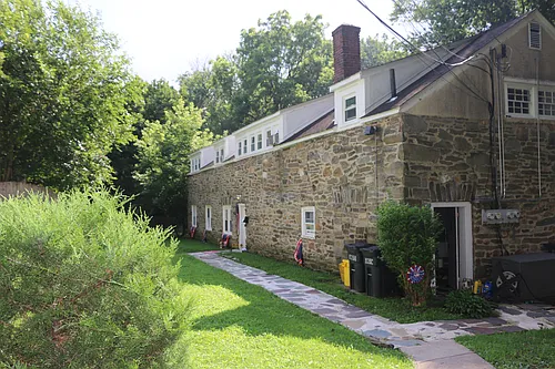 929 Stewart Ave #B Photo 1