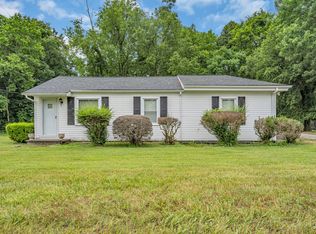 390 Southside Rd, Cunningham, TN 37052
