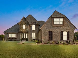 694 Riverwest Cir, Marion, AR 72364