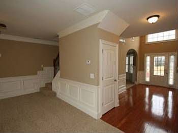 CUSTOM PAINT/TRIM/CROWN THROUGHOUT