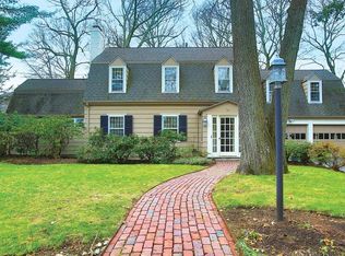 52 Kelveden Rd, Newton, MA 02468