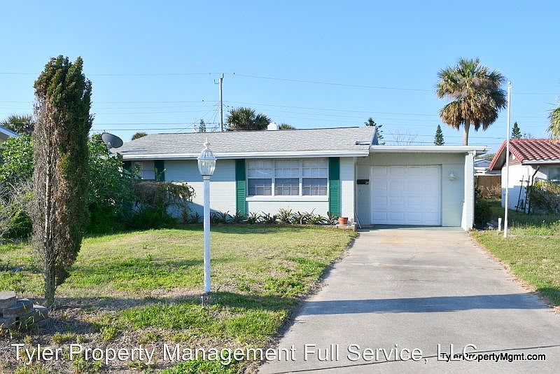 1st image of 34 Hibiscus Dr