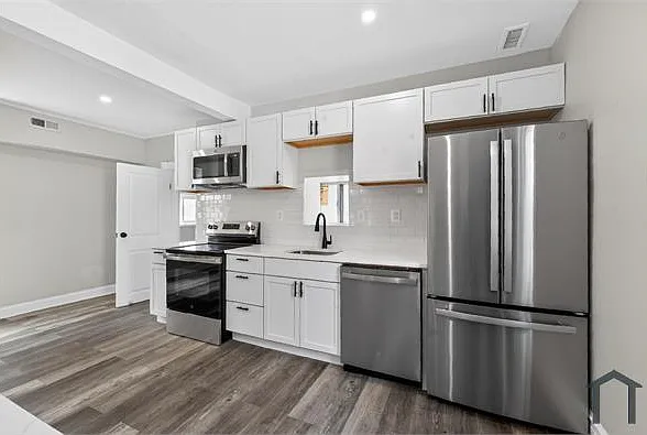 5012 Ivanhoe Ave — Photo 5