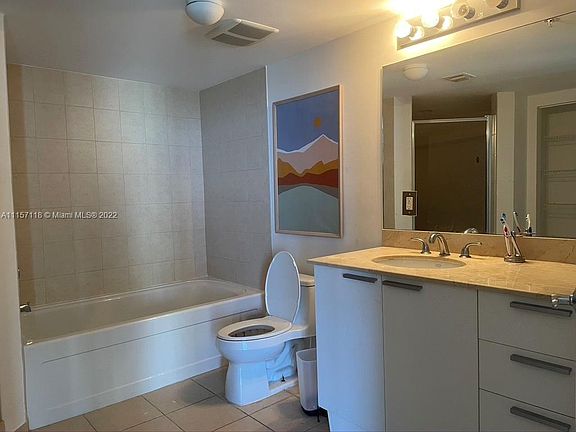 3rd image of 16699 Collins Ave