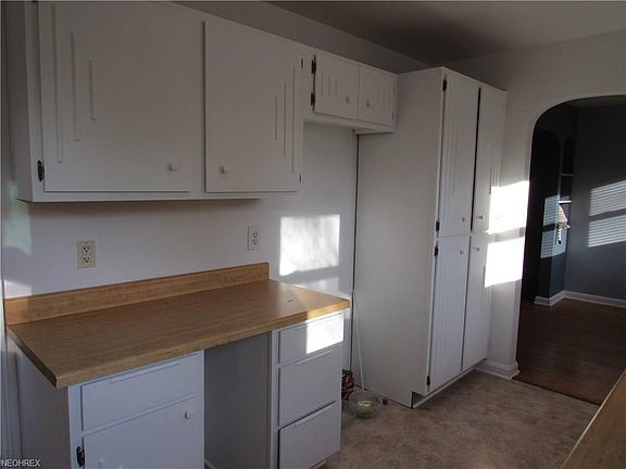 5th image of 202 Louisiana Ave