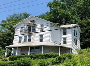 68 William St APT 1, Pittston, PA 18640