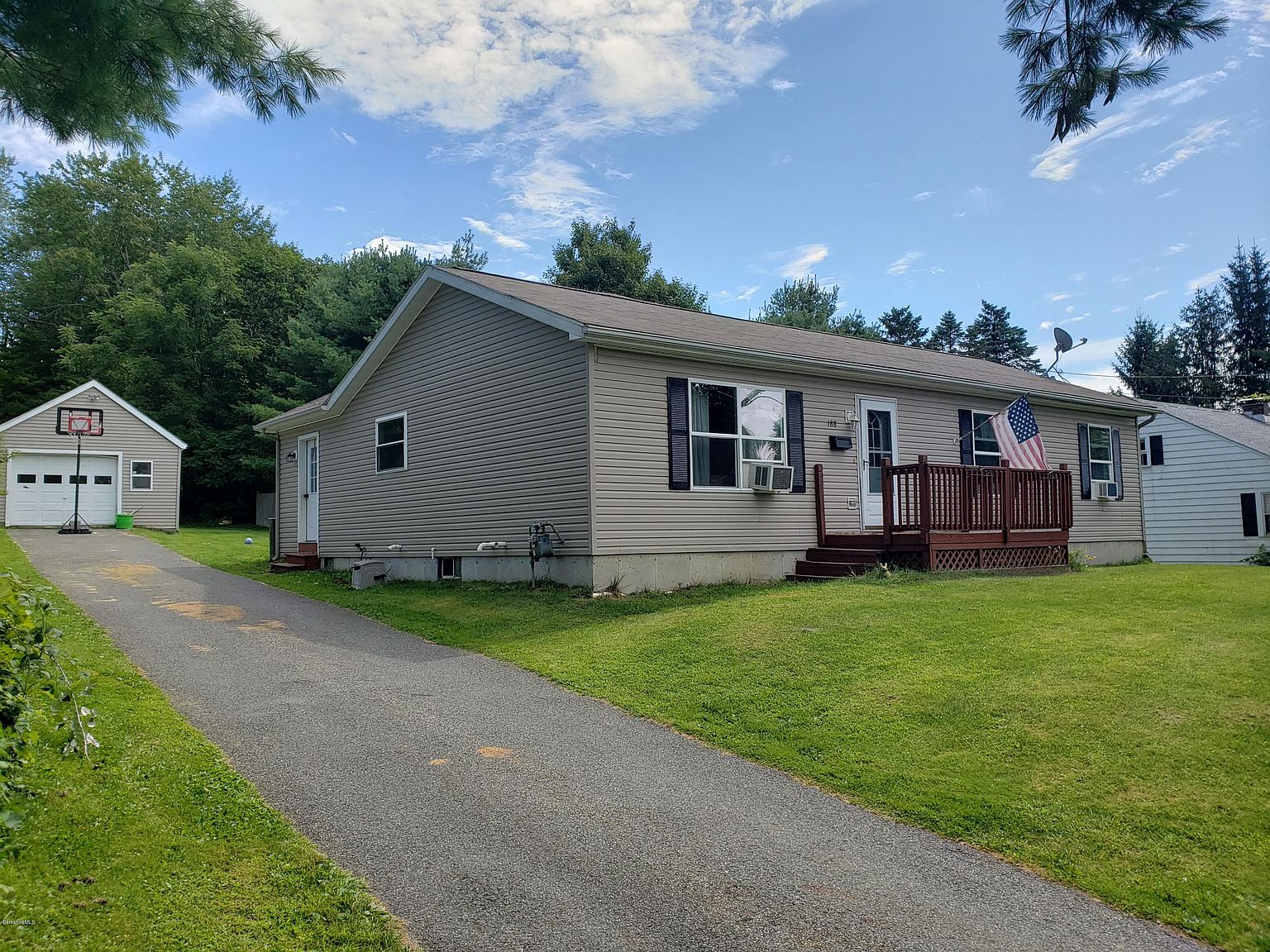 188 Wells Ave, North Adams, MA 01247 Zillow