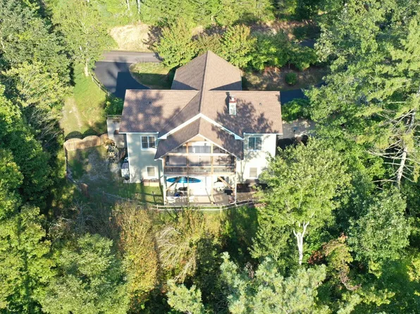 299 Celestial Cir, Clayton, GA 30525