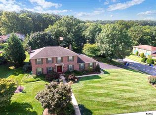 3400 Blackfriar Ln, York, PA 17402