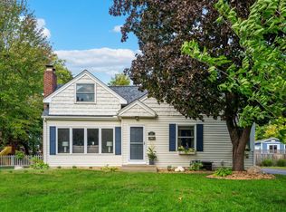 42 Ashley Rd, Hopkins, MN 55343