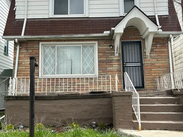 18834 Russell Ave, Detroit, MI 48203