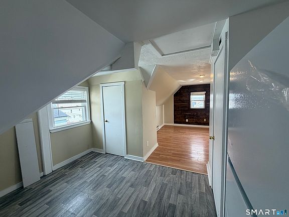 3rd image of 78 Francis St