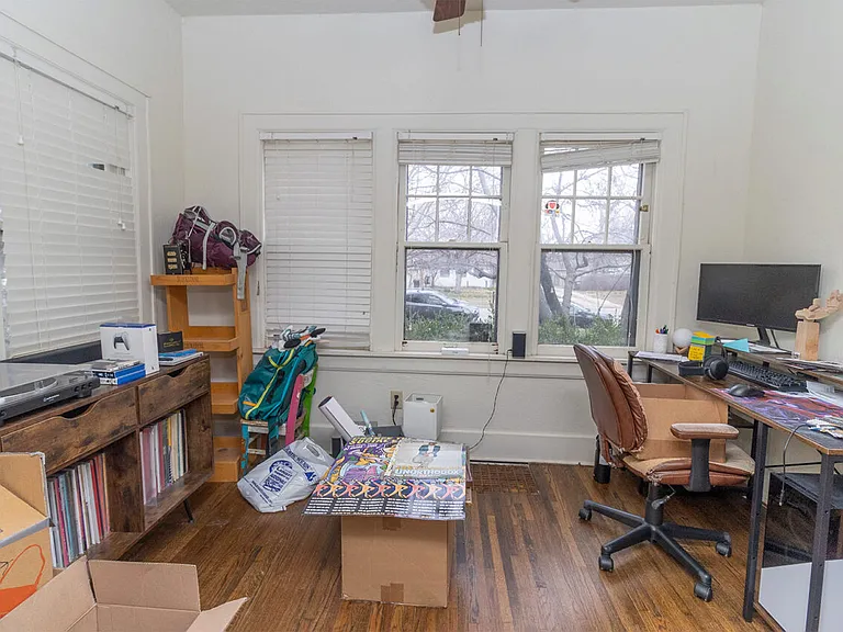1619 W Murdock St #1619 — Photo 4