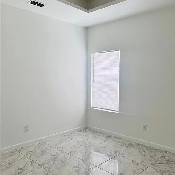 1420 S Yankton St #5 — Photo 7