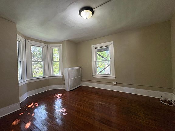 3rd image of 51 Grove St #A