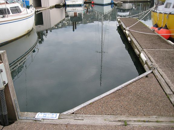 4th image of SE Bay Blvd