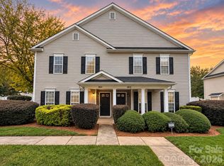 1911 Flushing Ct, Charlotte, NC 28215