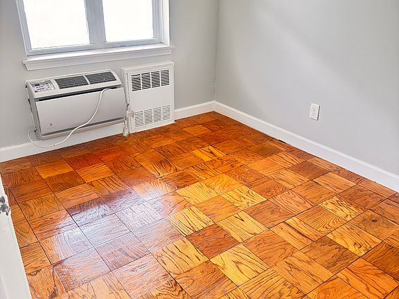 4th image of 139-81 35th Ave #4JA
