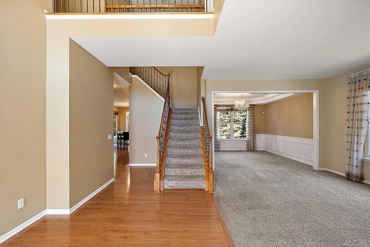 4 bed, 3.5 bath, 3068 sqft, $4,000 — Photo 3
