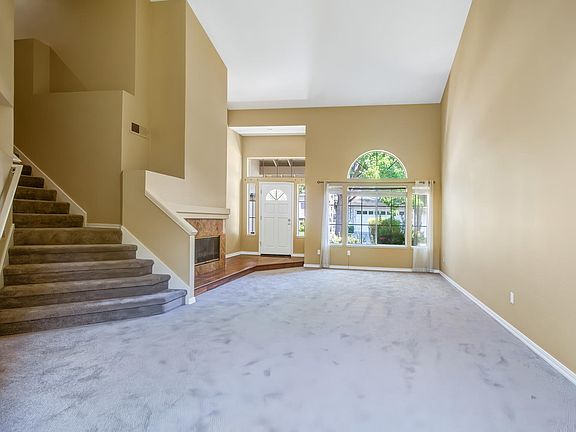 5th image of 171 Tivoli Ln