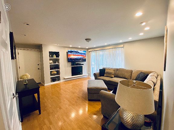 5th image of 11133 S 84th Ave APT 3B