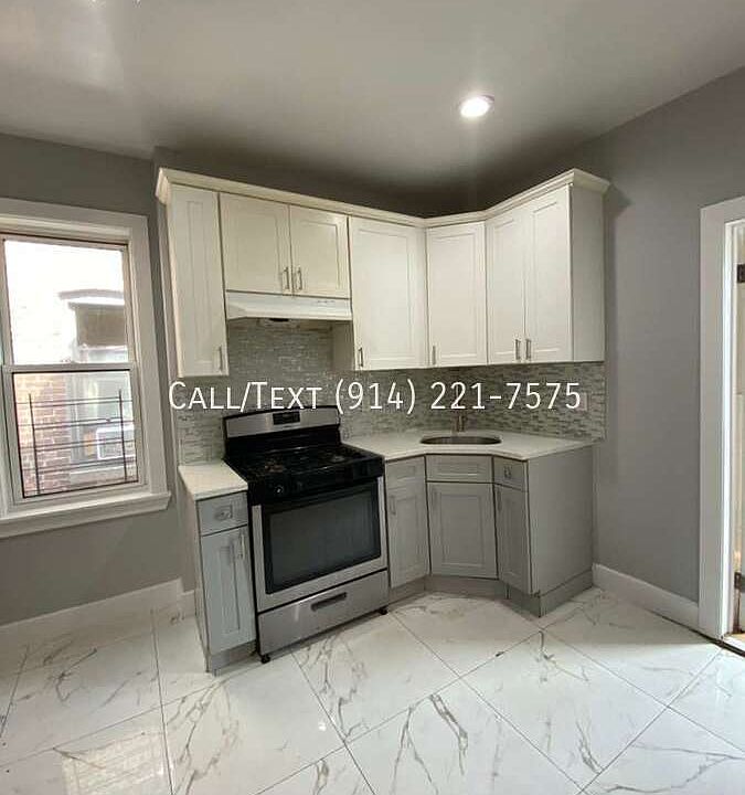 1st image of 114 Maple St #3L