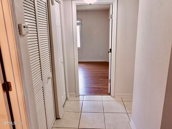 4th image of 355 MONUMENT Road #20 D2