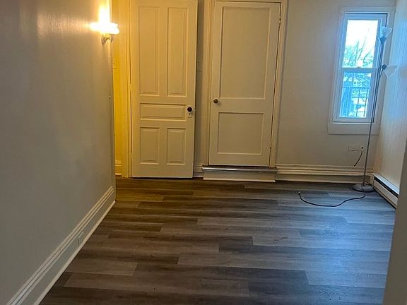 3rd image of 652 Pennsylvania Ave APT 3