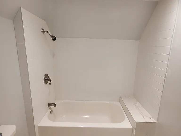 602 Washington Ln #3 — Photo 15