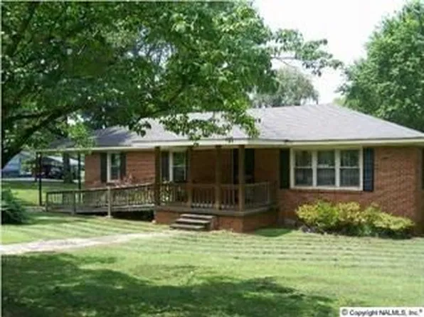 787 Brownsboro Rd, Gurley, AL 35748