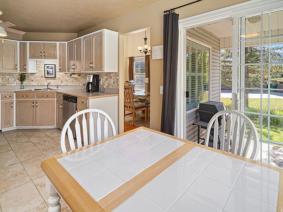 3rd image of 4838 E Fairway Cir