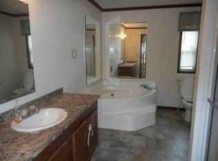 156 Sunrise Ct, Batavia, OH 45103