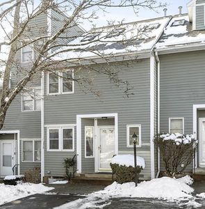 26 Farmland Rd #C, Lowell, MA, 01850