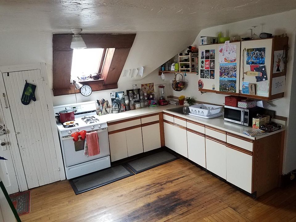 1st image of 323 Alewife Brook Pkwy #3