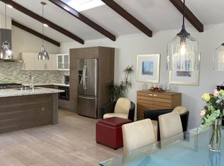 22988 Cricket Hill Rd, Cupertino, CA 95014