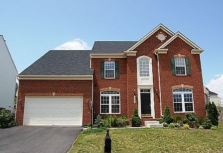 BRICK FRONT COLONIAL