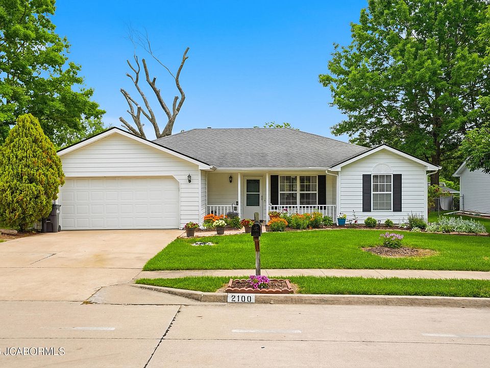 1st image of 2100 Osage Dr