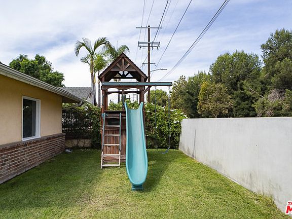 5th image of 12912 Chandler Blvd