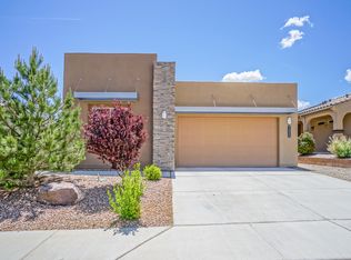 7320 Redbloom Rd NW, Albuquerque, NM 87114