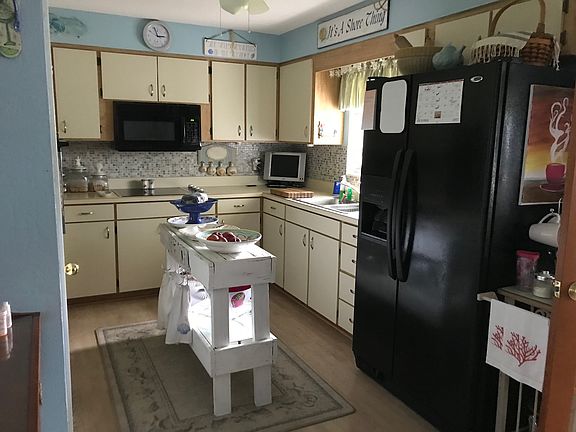 4th image of 709 Maralyn Ave