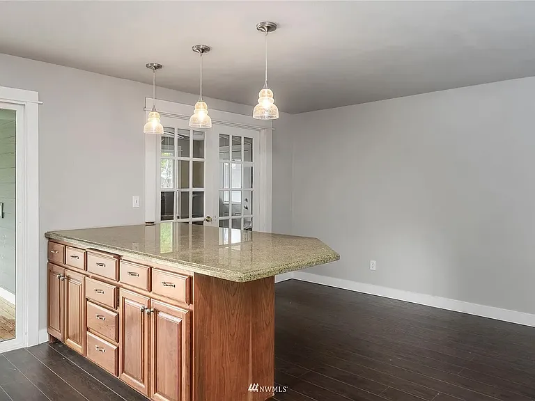 11912 149th St E — Photo 11