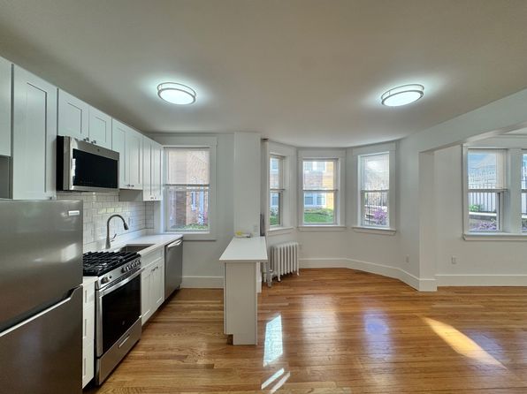 475 Highland Ave APT 5